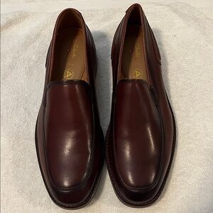 Clarks Men's Burgundy Leather Slip-Ons